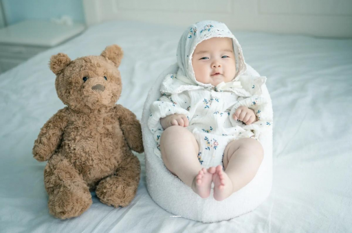 长垣宝宝吃不饱母乳的症状
